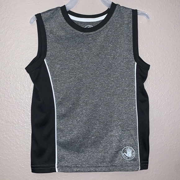 Body Glove toddler boy top. Size 3T - Picture 2 of 7